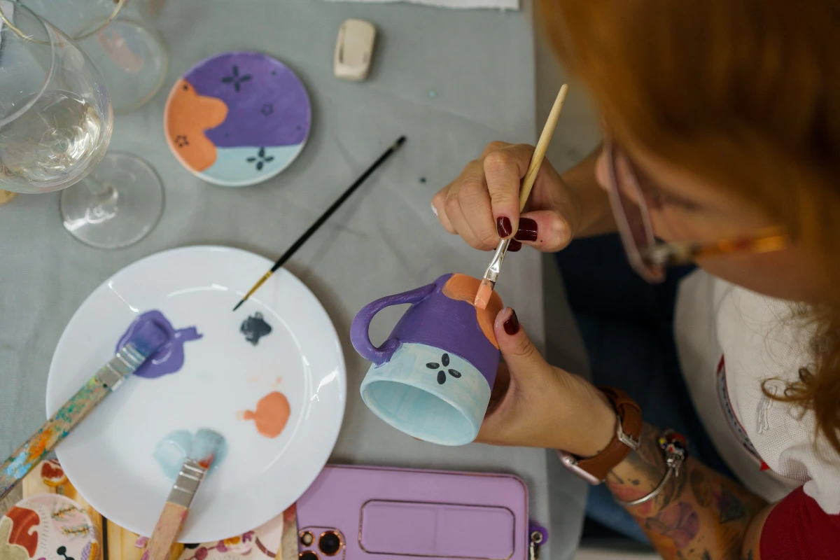 Experiencia de taller de cerámica en Hot Spot